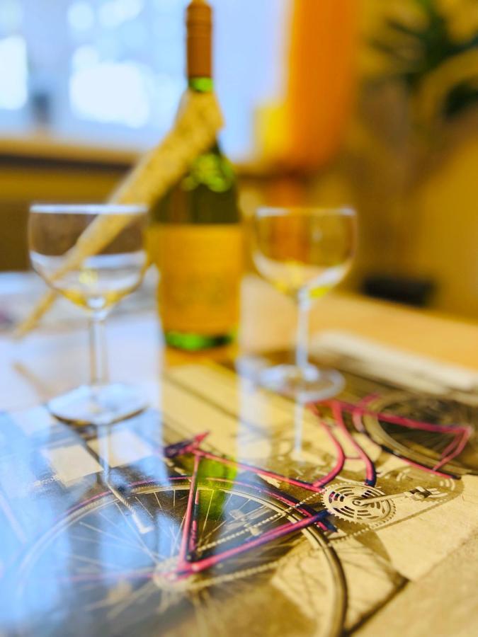 Apartament Rowerlovy Lejlighed Wałbrzych Eksteriør billede